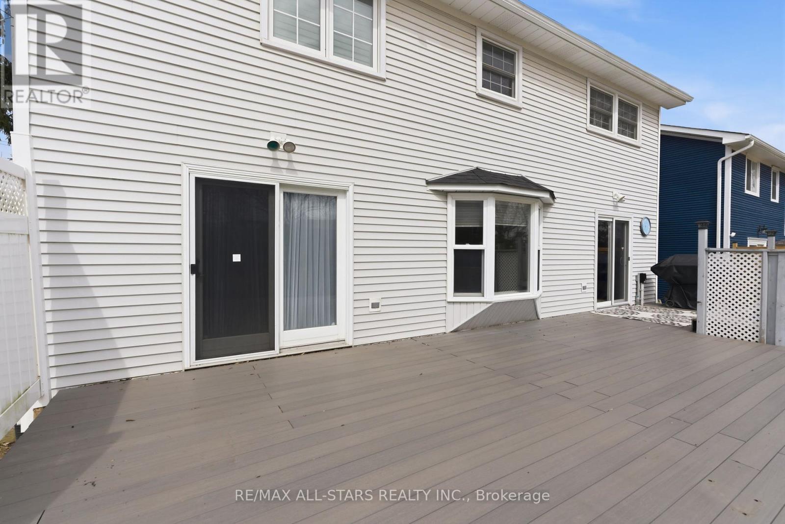154 BROCK STREET E - Image 44