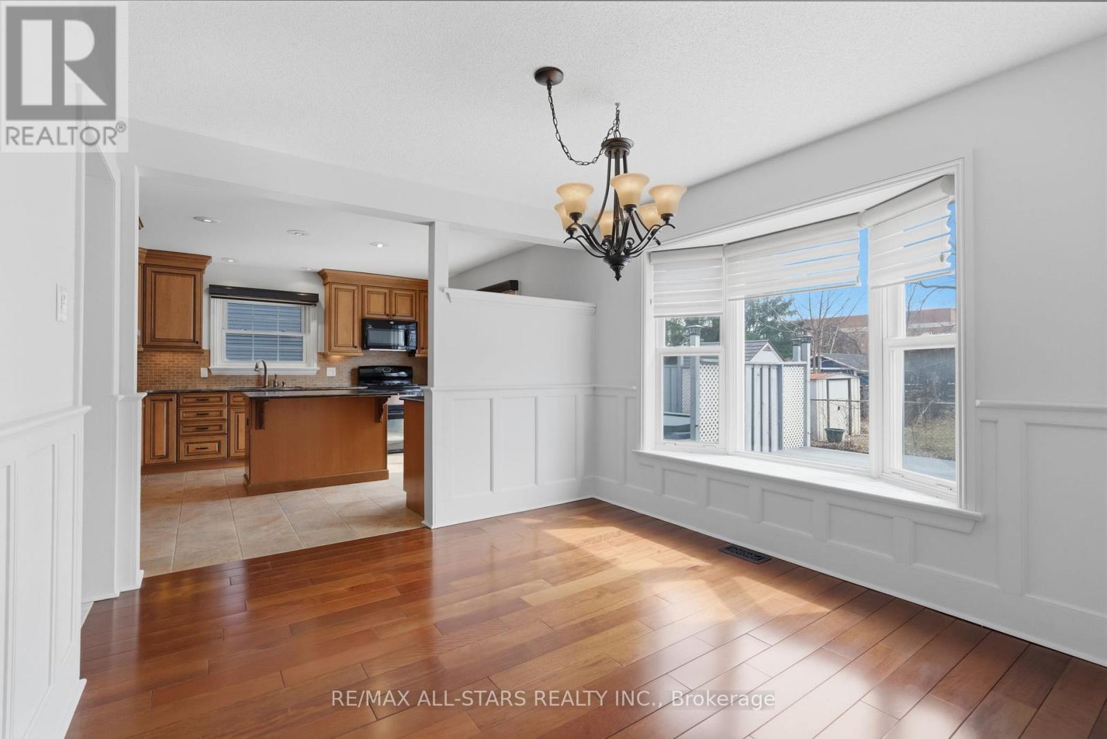 154 BROCK STREET E - Image 5