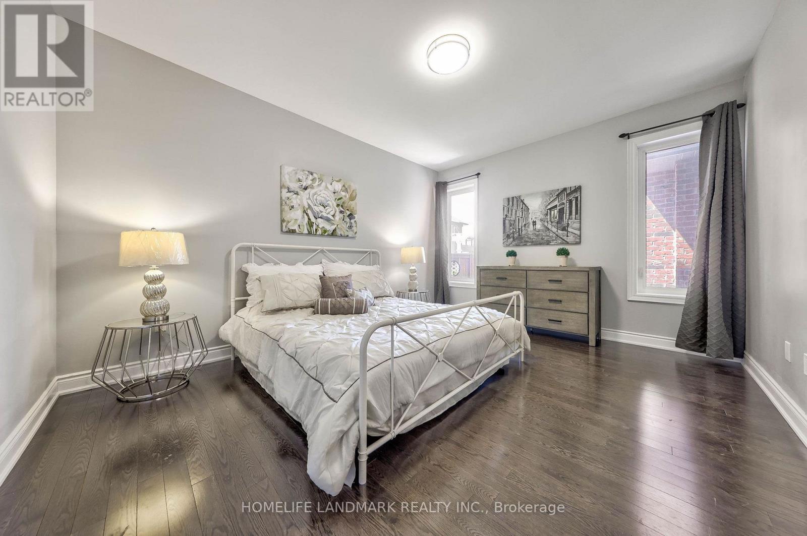 62 LADDER CRESCENT - 13