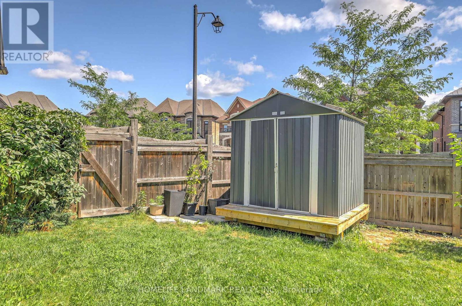 62 LADDER CRESCENT - 26