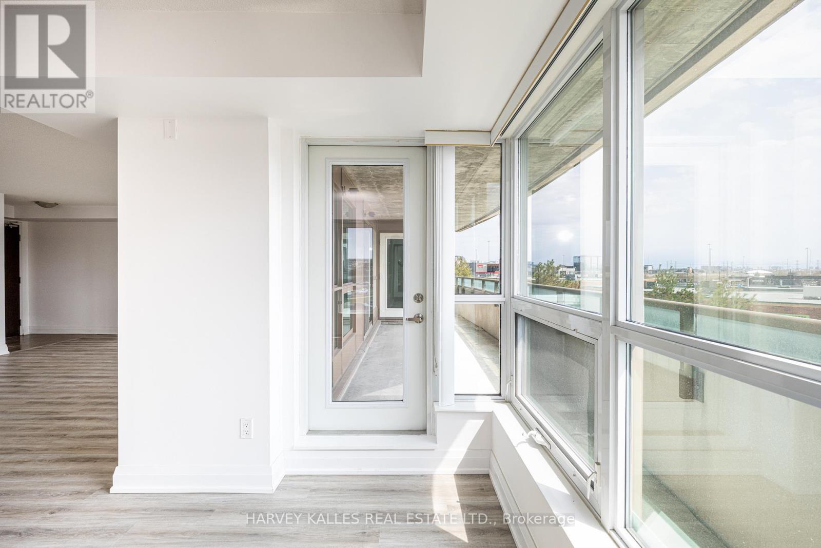 #317 75 NORMAN BETHUNE AVENUE - 15