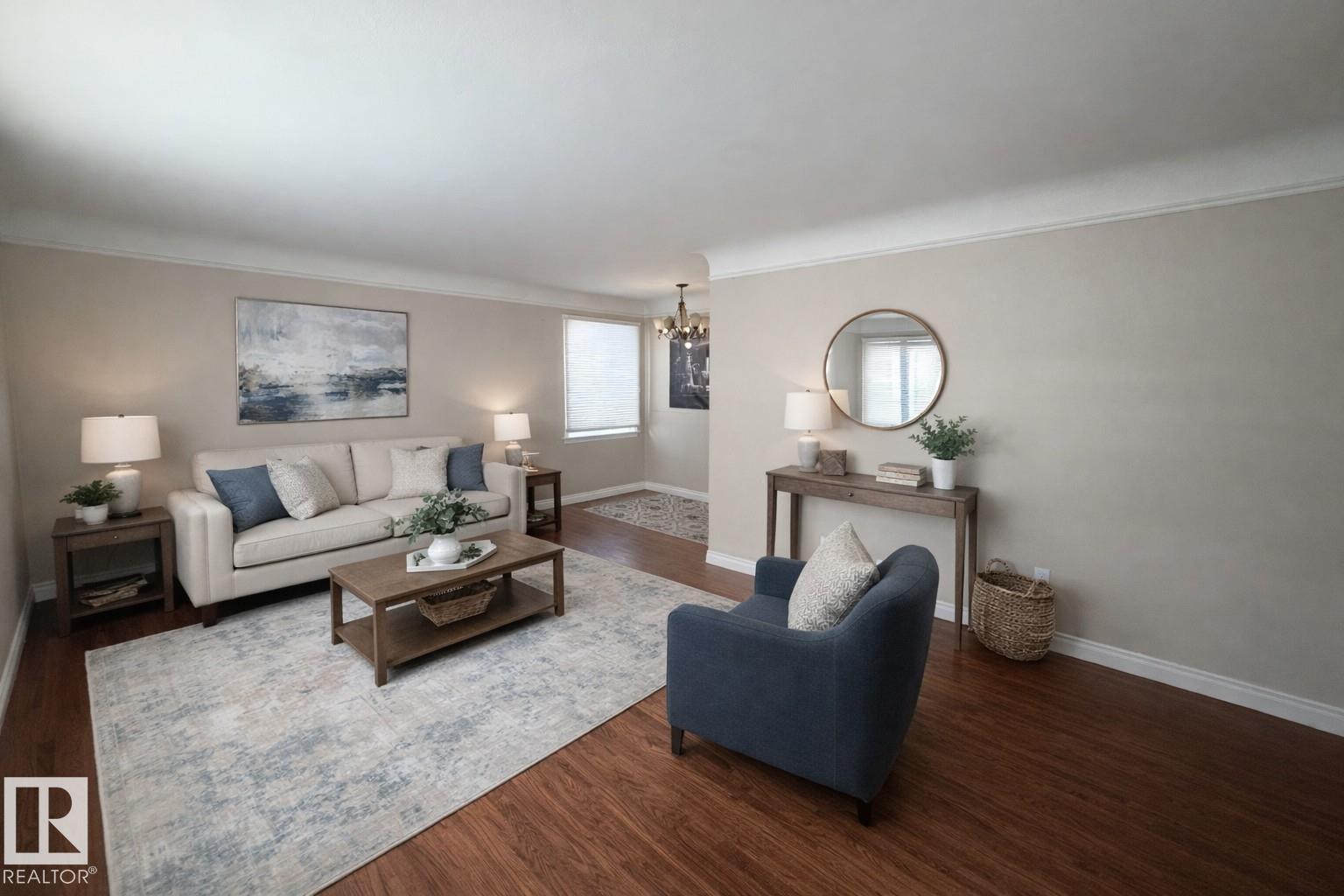 7910 75 ST NW - 4