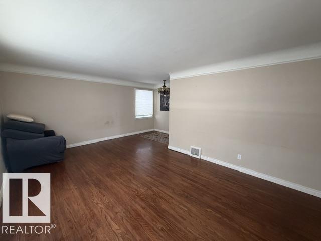 7910 75 ST NW - 5