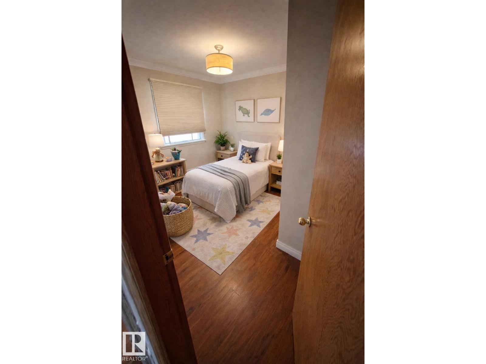 7910 75 ST NW - 8