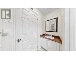 Bedroom 3 - 2138 Eglinton Avenue W, Toronto, ON M6E2K8 Photo 11