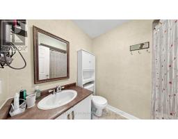 2138 Eglinton Avenue W, Toronto, ON M6E2K8 Photo 17