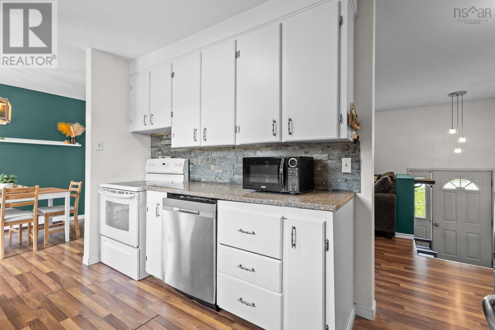 43 Candlewood Lane - 7