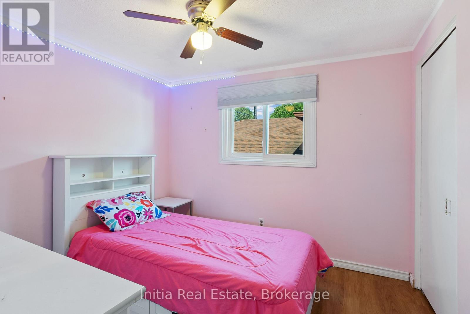 43 SUSSEX CRESCENT - 19