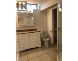 3 Lancer Court Unit# Lower, Hamilton, ON L9B2B1 Photo 9