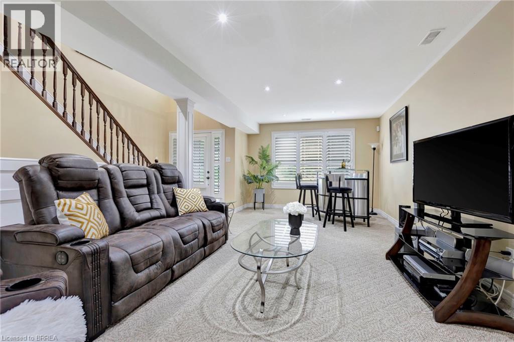 10 STRATFORD Terrace - 14