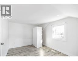100 Green Mountain Road E, Stoney Creek, ON L8J2W4 Photo 32