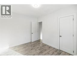 100 Green Mountain Road E, Stoney Creek, ON L8J2W4 Photo 15