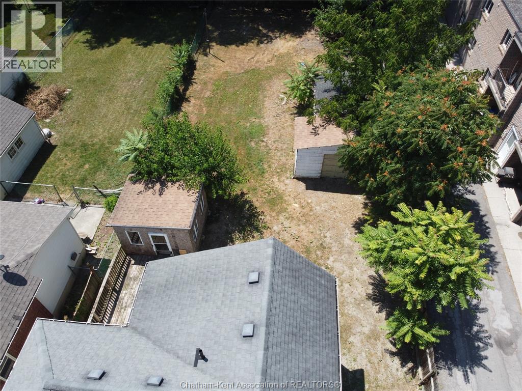 30 Delaware AVENUE - 27