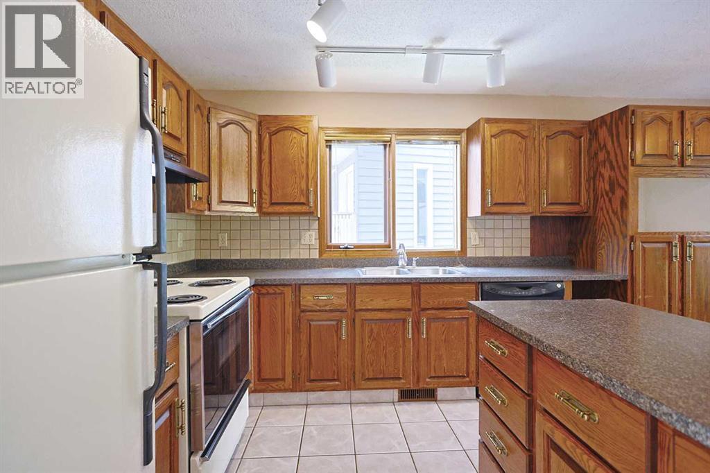 52 Edgeland Road NW - 15