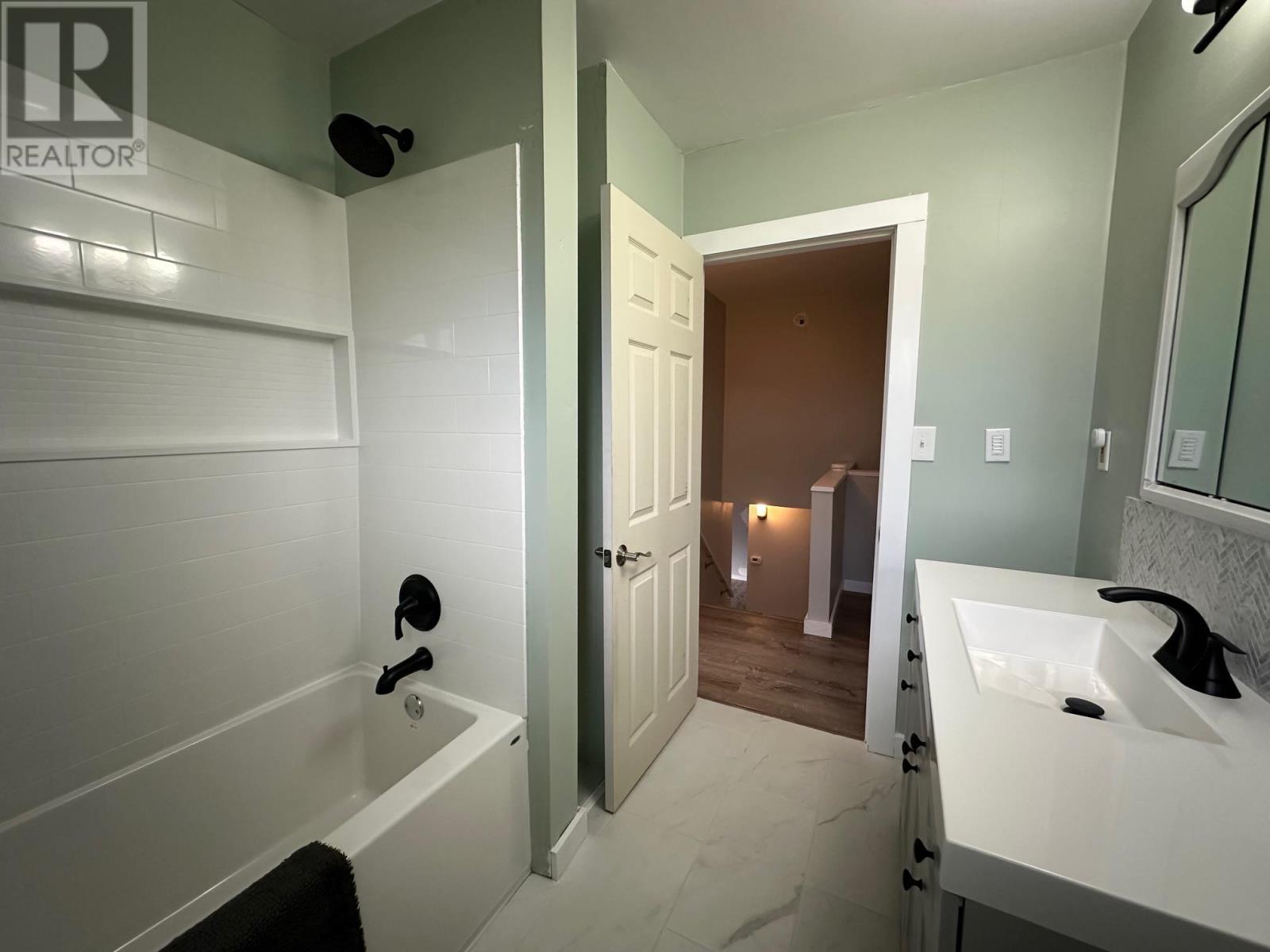 113 Centennial DR - Image 29