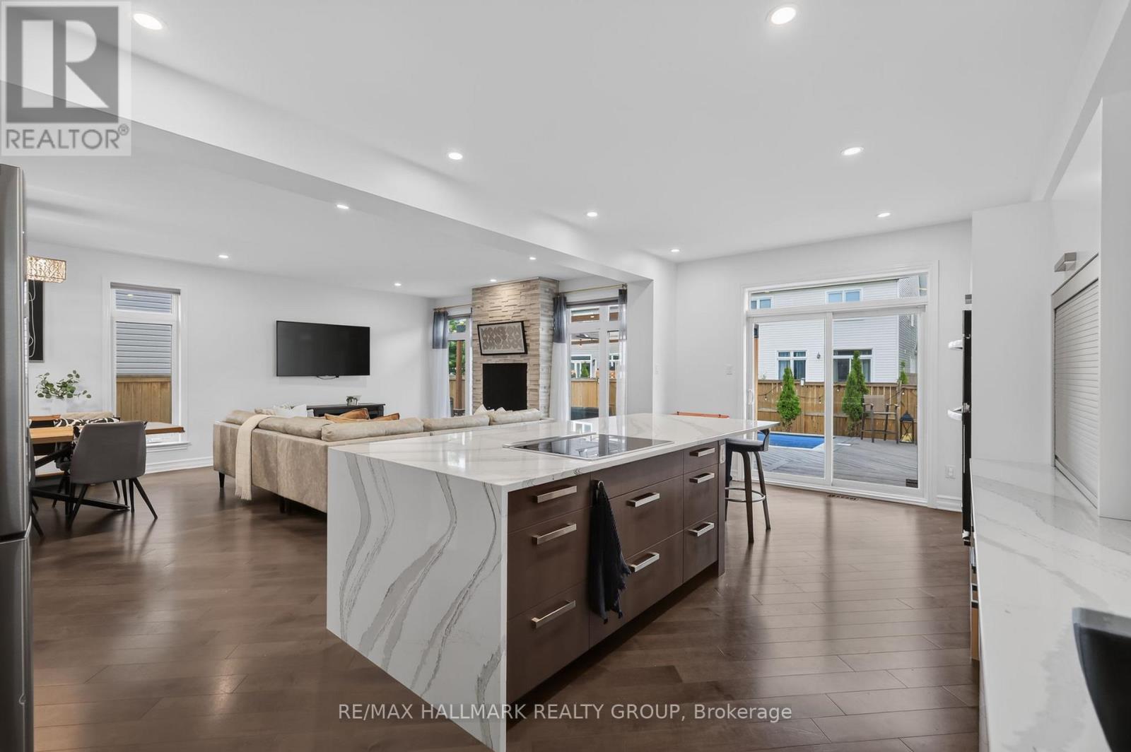 4 Bed, 4 Bath House for Sale in Ottawa – 878 EXCURSION WAY, Ottawa – MLS# X13632904 - Image 16