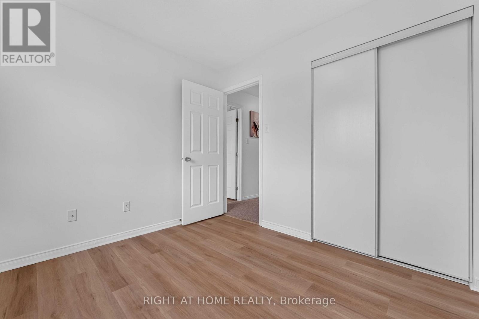 3 Bed, 2 Bath House for Sale in Ottawa – 343 AMICI TERRACE, Ottawa – MLS# X13632928 - Image 22