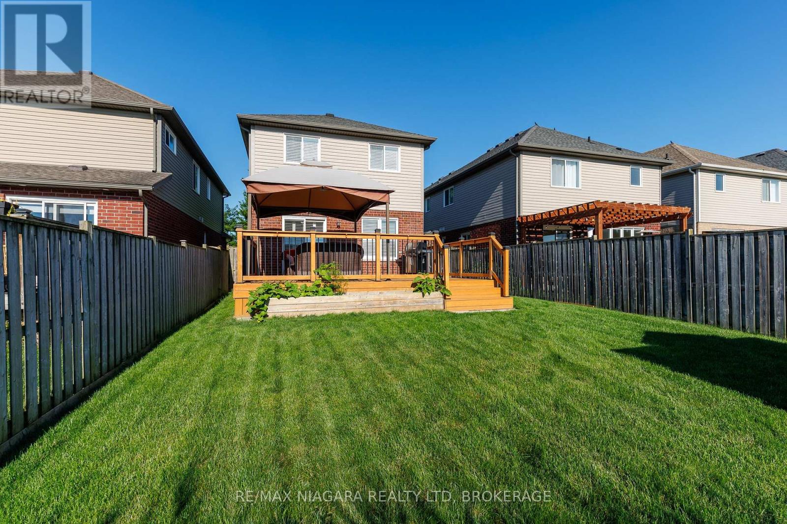 6610 MARY DRIVE - 33