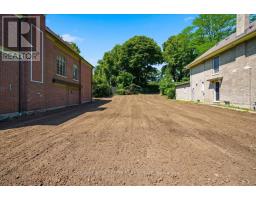 180 Dunvegan Road, Toronto, ON M5P2P2 Photo 7