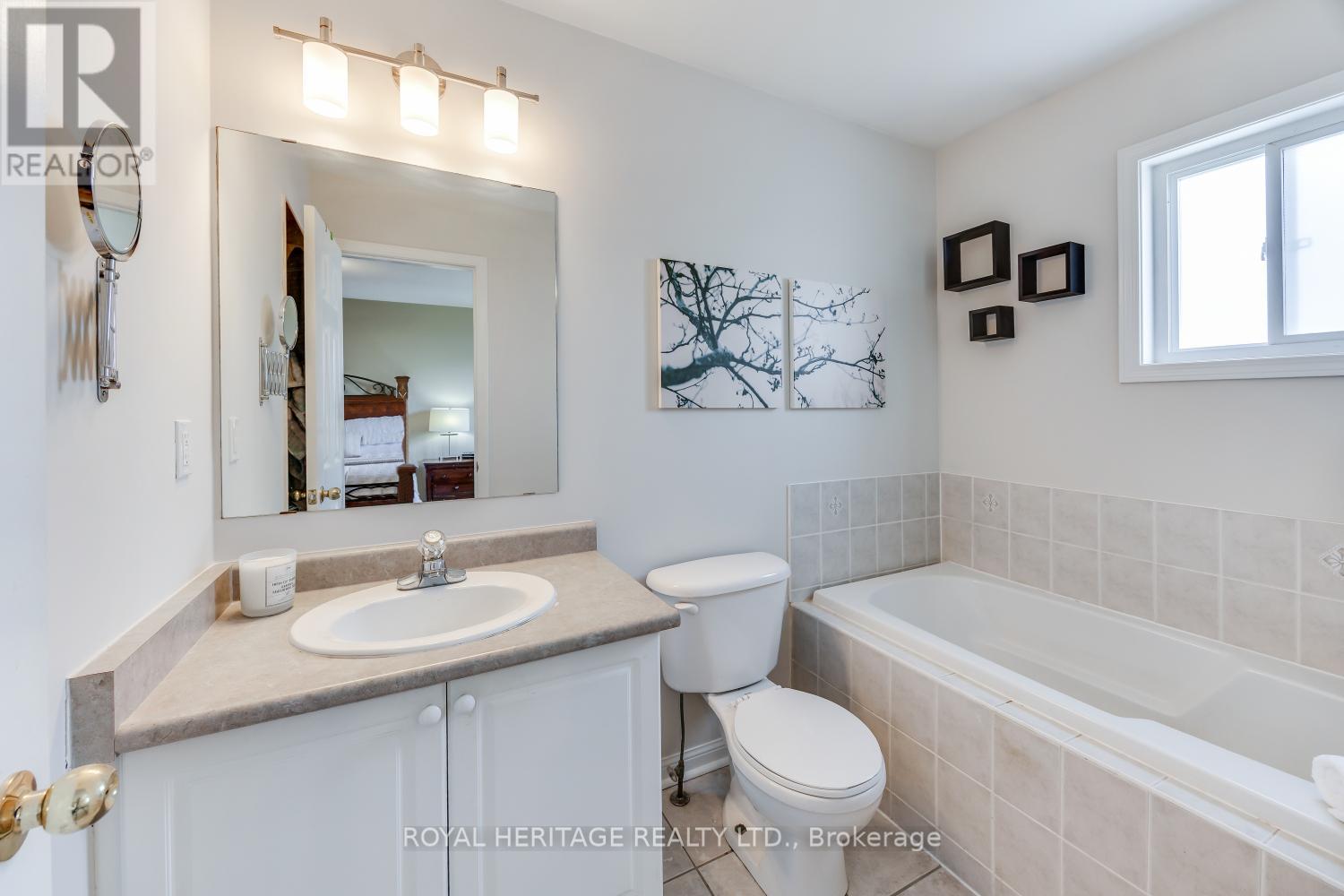 41 TOSCANA DRIVE - 17