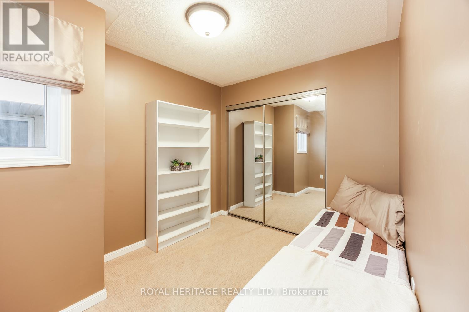 41 TOSCANA DRIVE - 22