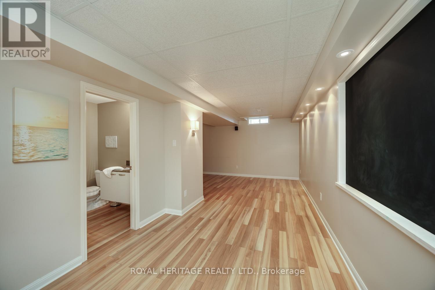 41 TOSCANA DRIVE - 26