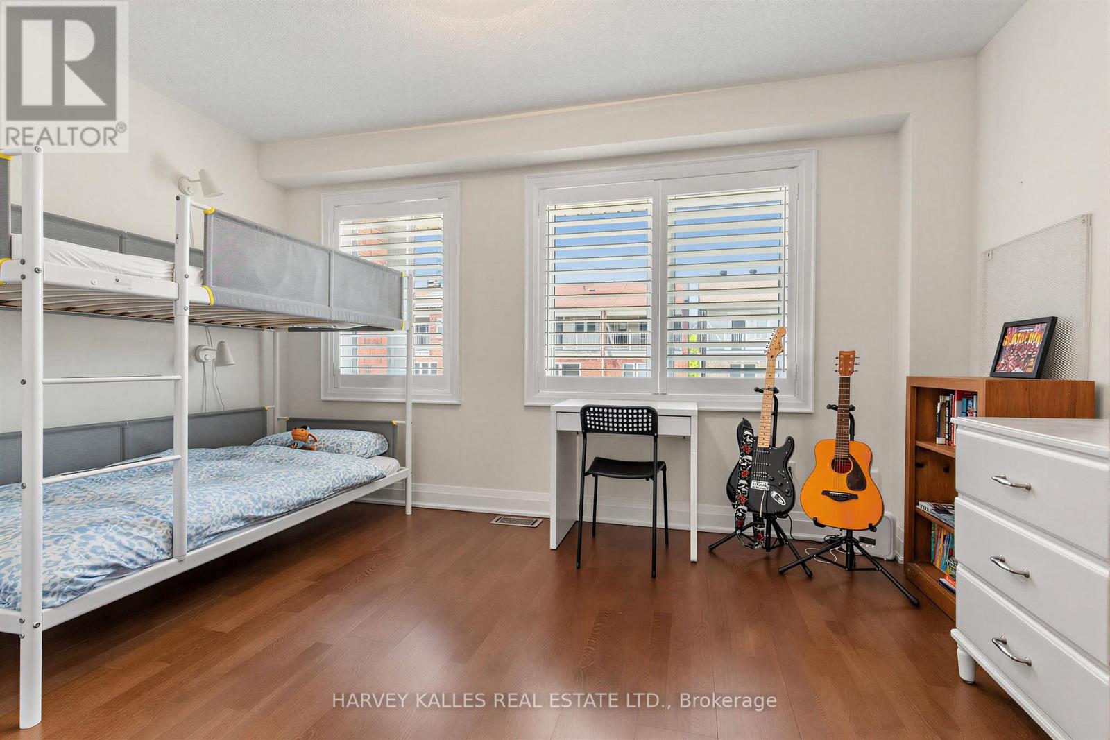 18 SARGENT LANE - Image 9
