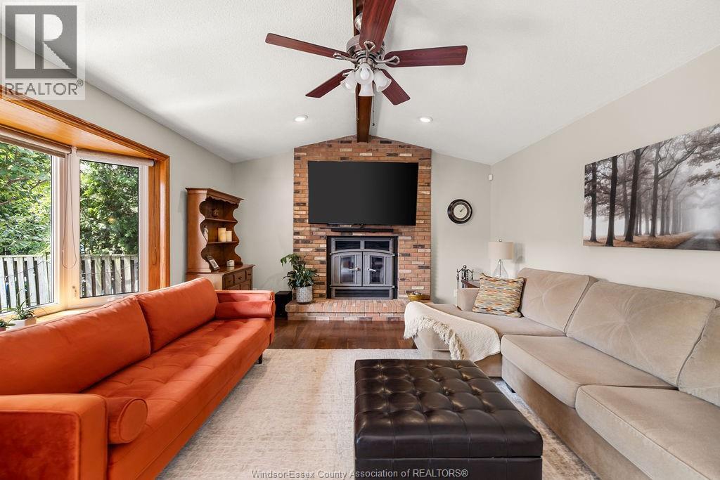2137 EDGEMORE AVENUE - Image 15