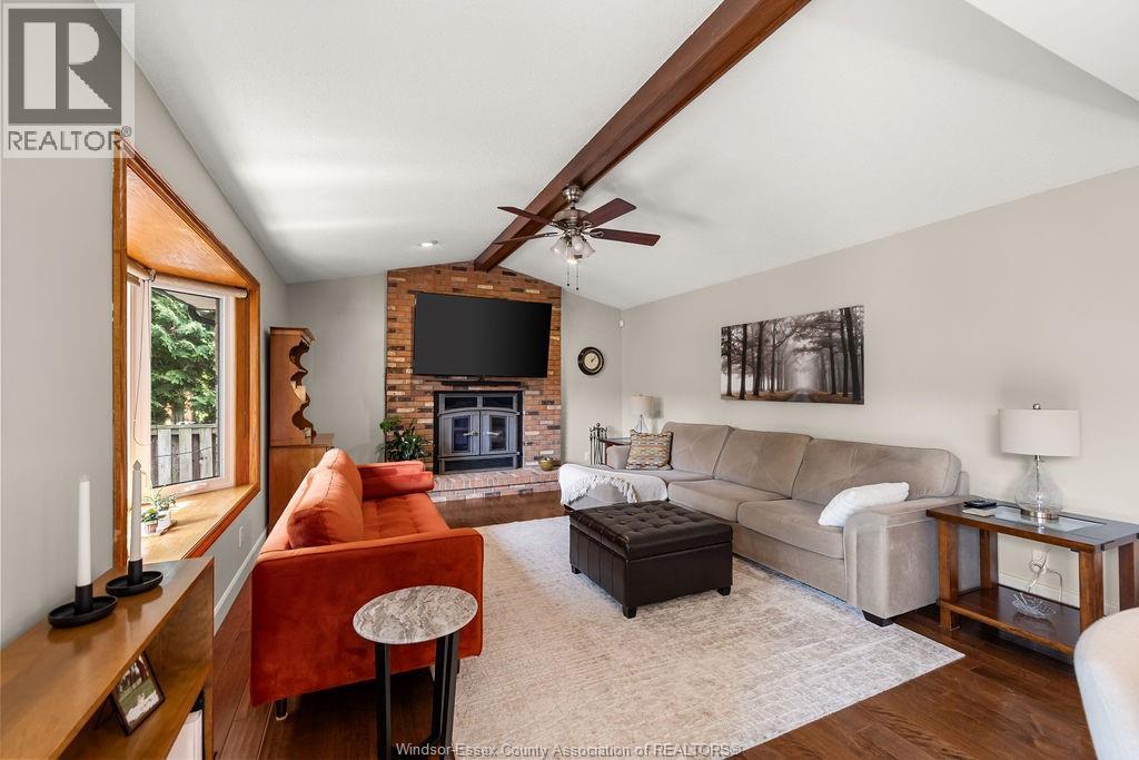 2137 EDGEMORE AVENUE - Image 16