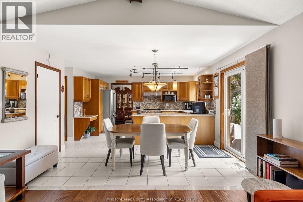 2137 EDGEMORE AVENUE - Image 17