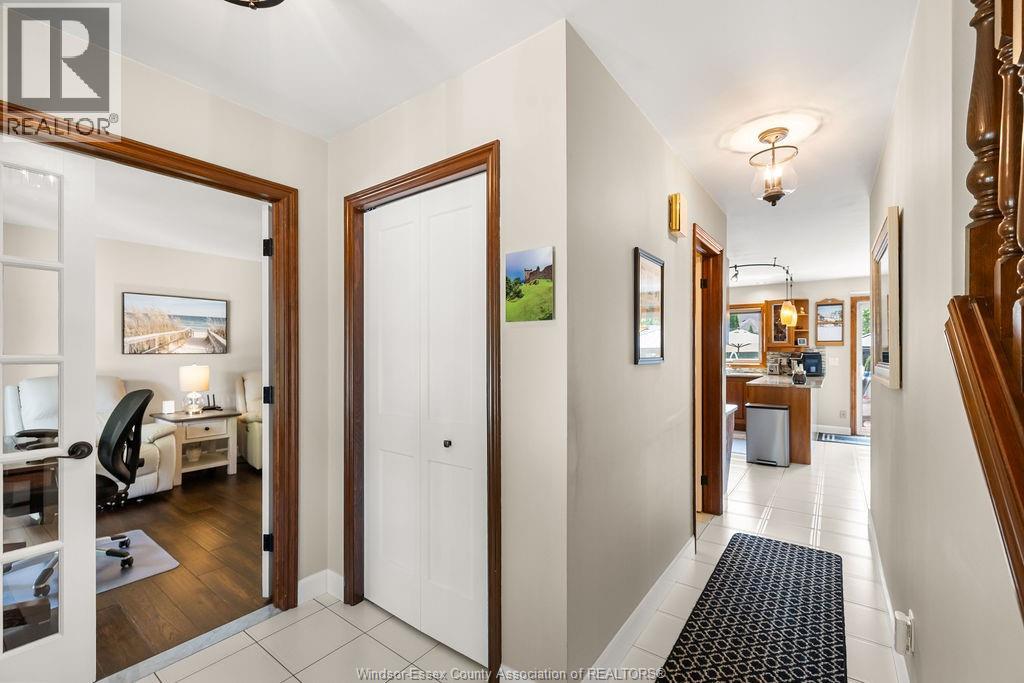2137 EDGEMORE AVENUE - Image 22