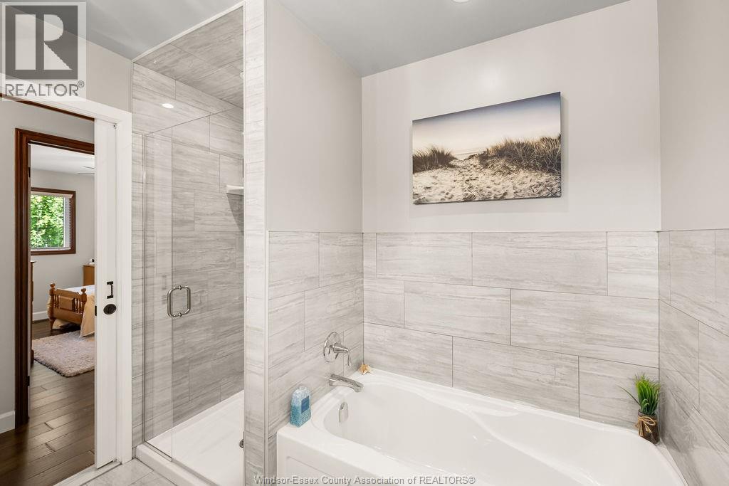 2137 EDGEMORE AVENUE - 30