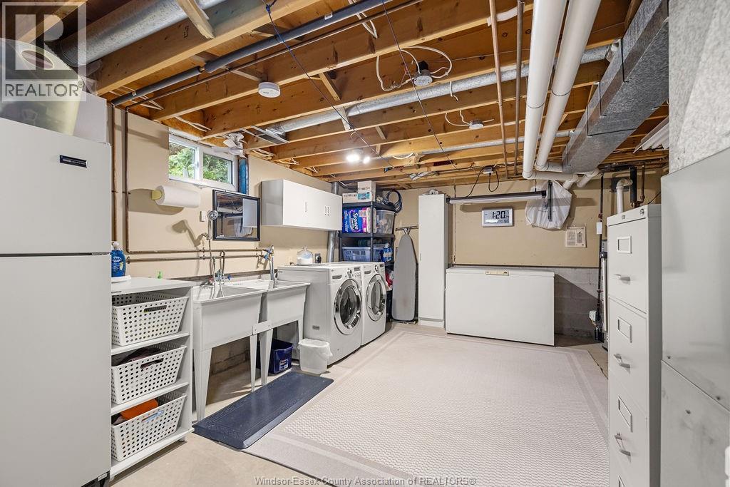 2137 EDGEMORE AVENUE - Image 36