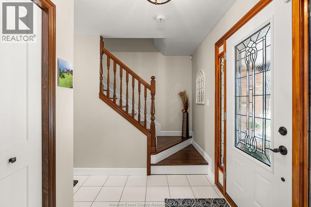 2137 EDGEMORE AVENUE - 7