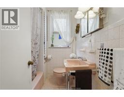 987 Curry, Windsor, ON N9B2C4 Photo 18