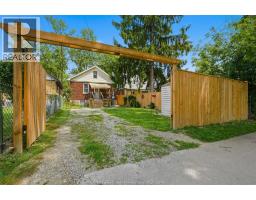 987 Curry, Windsor, ON N9B2C4 Photo 28
