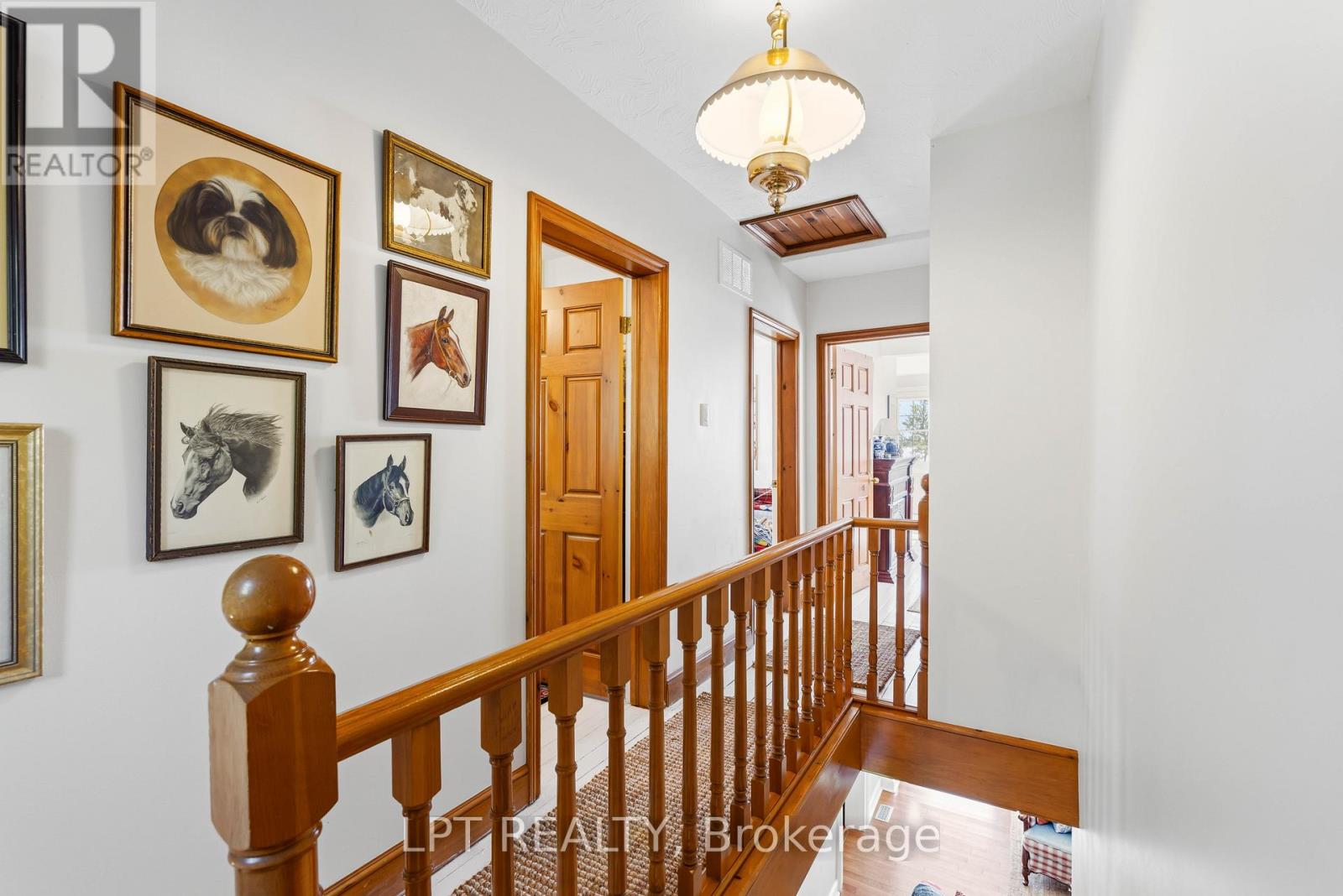 145 LAKE DRIVE N - 27