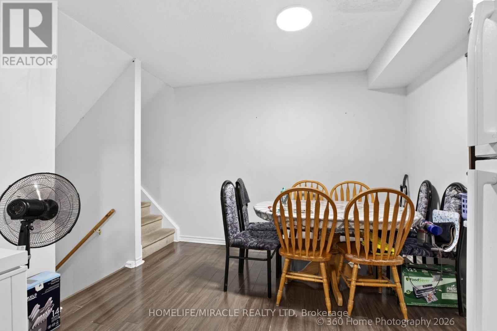 #165 74 SPRINGFAIR AVENUE - 11