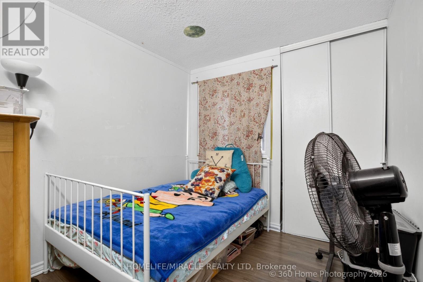 #165 74 SPRINGFAIR AVENUE - 8