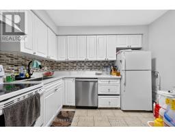 165 - 74 Springfair Avenue, Aurora, ON L4G3M2 Photo 10