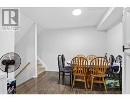 165 - 74 Springfair Avenue, Aurora, ON L4G3M2 Photo 11
