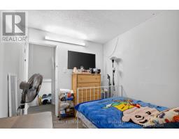 165 - 74 Springfair Avenue, Aurora, ON L4G3M2 Photo 12