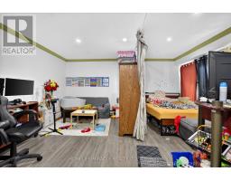 165 - 74 Springfair Avenue, Aurora, ON L4G3M2 Photo 17