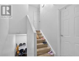 165 - 74 Springfair Avenue, Aurora, ON L4G3M2 Photo 24