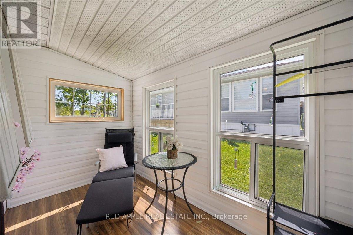 30 FLORA COURT - 17