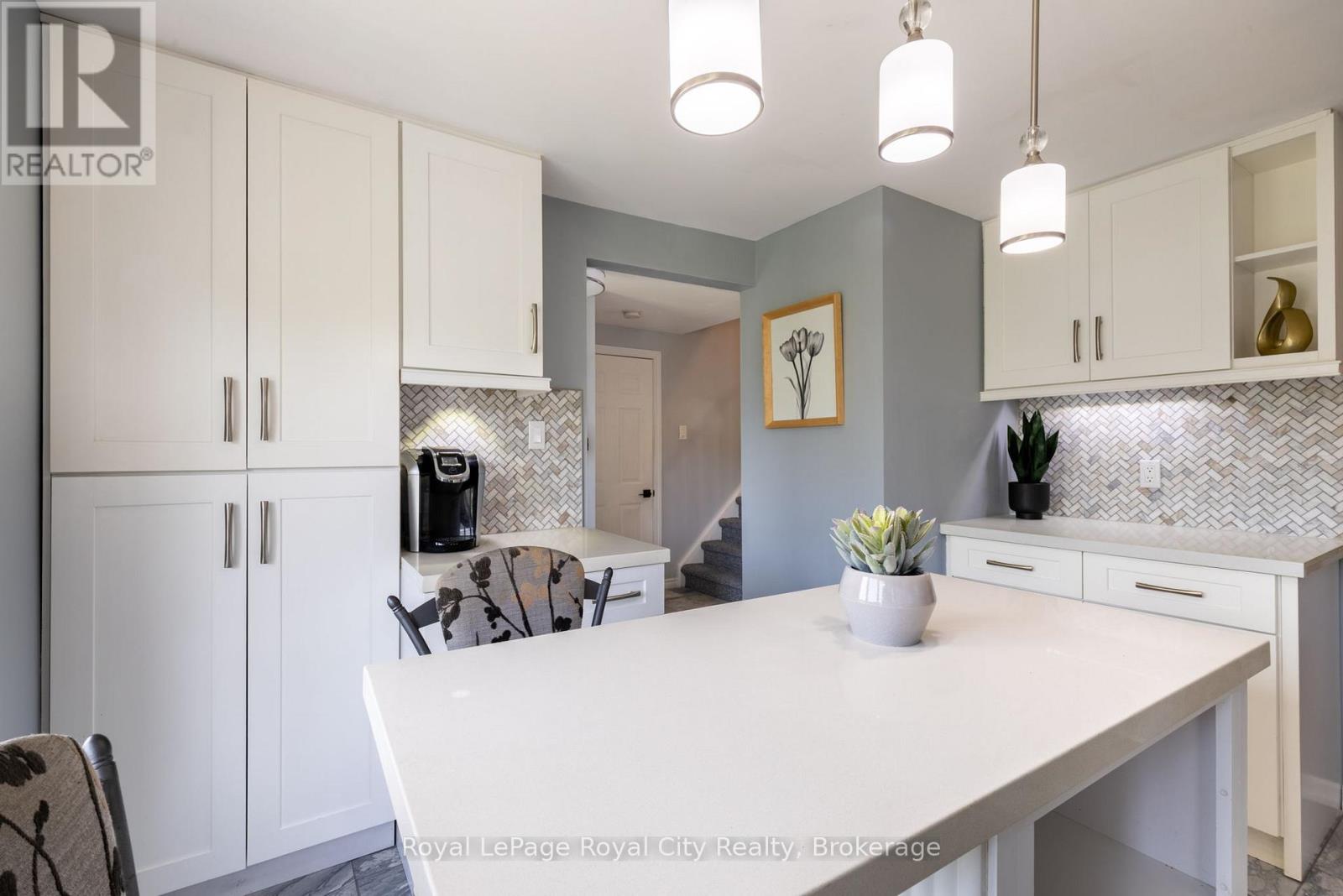245 ELMIRA ROAD S - Image 13