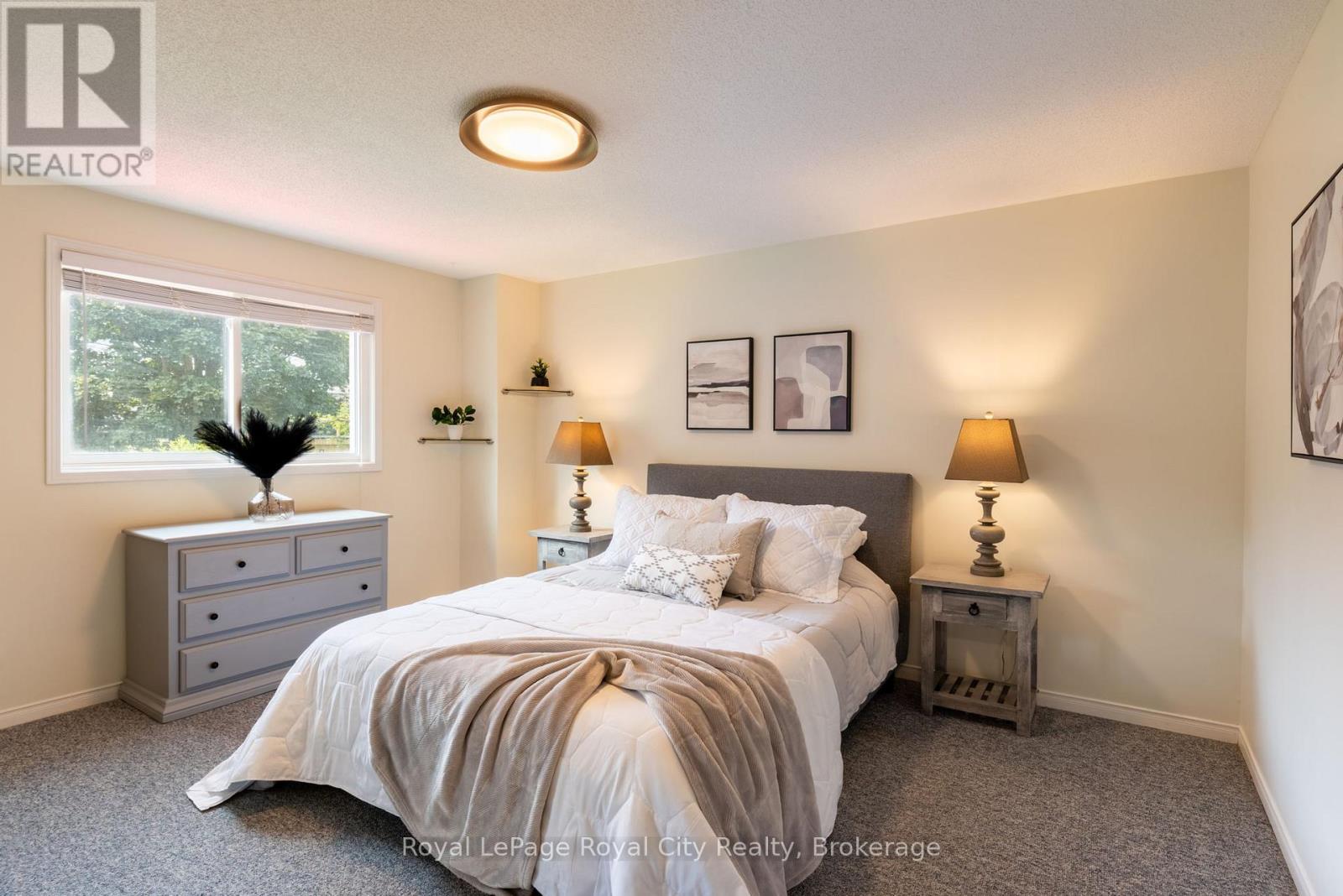 245 ELMIRA ROAD S - Image 16
