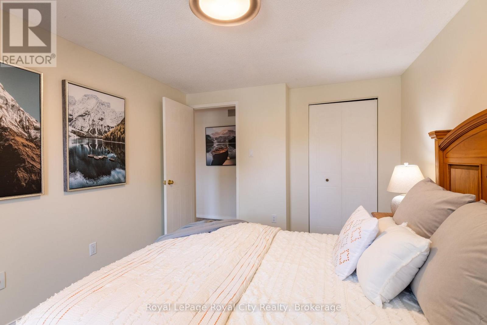 245 ELMIRA ROAD S - Image 25