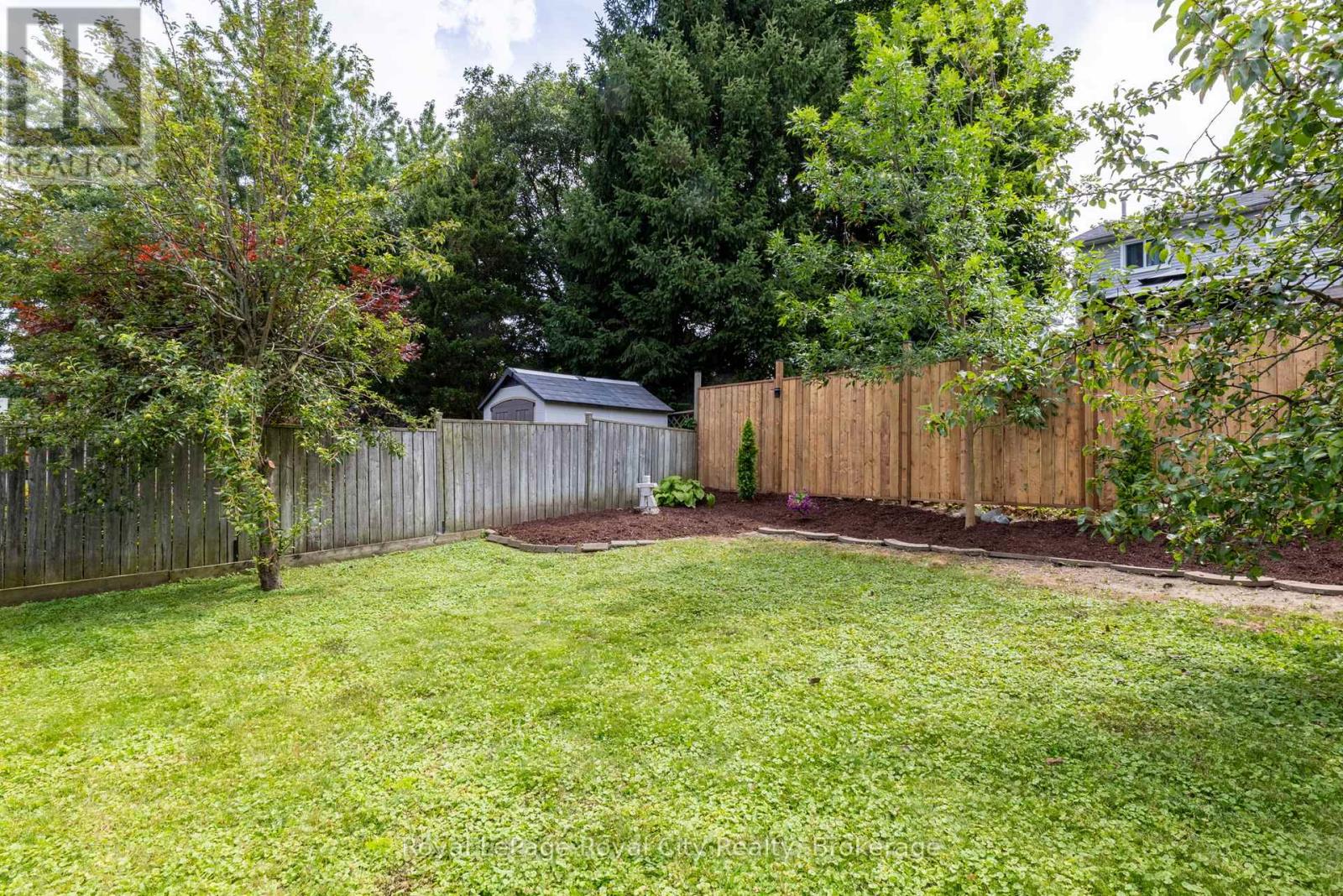 245 ELMIRA ROAD S - Image 39