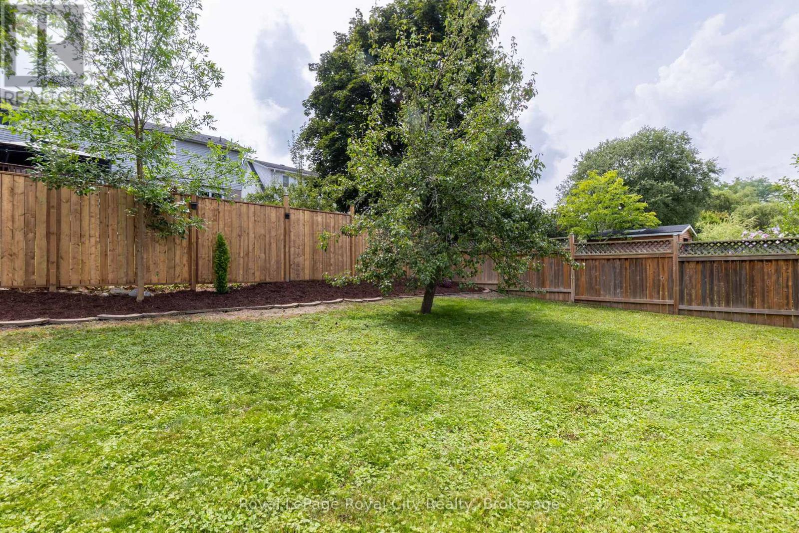 245 ELMIRA ROAD S - Image 40
